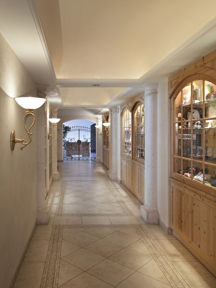 Th Corvara Greif Hotel 22/57