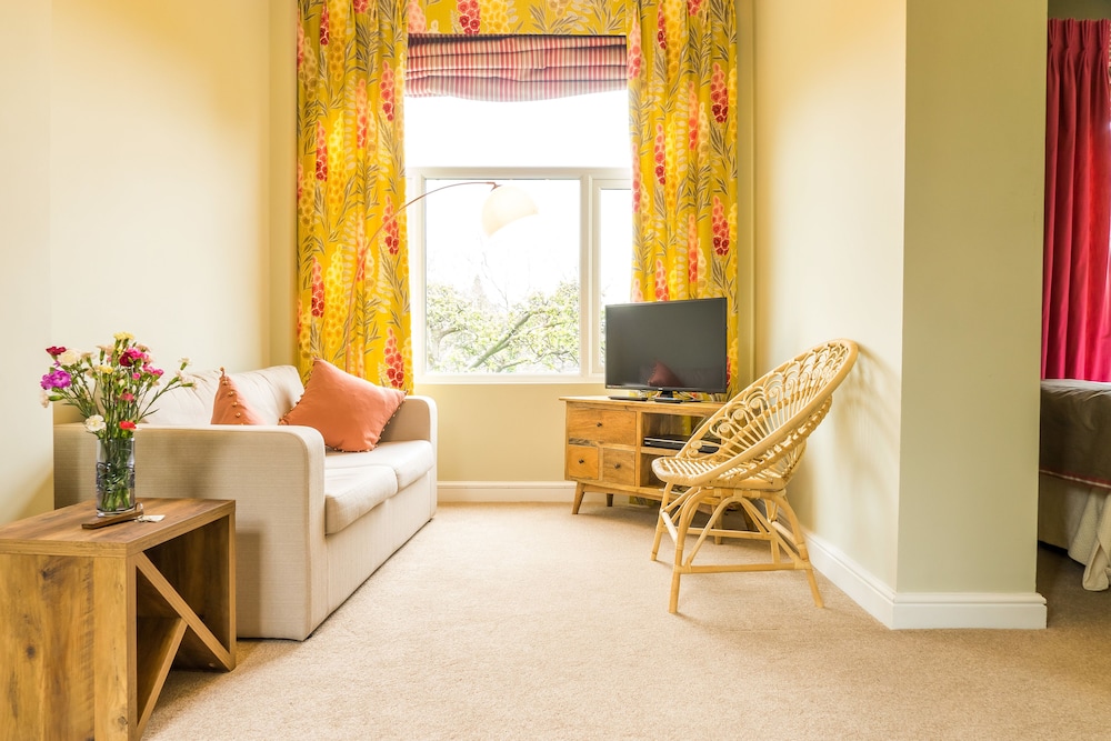 Oldfields House 26/50