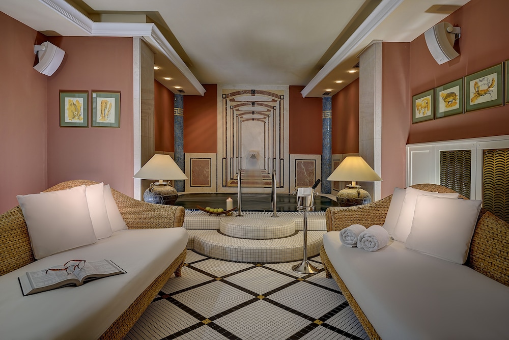 Marrol S Hotel 23/46