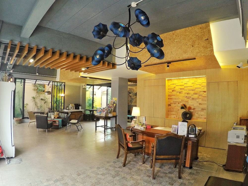 Sea Front Home 63/70