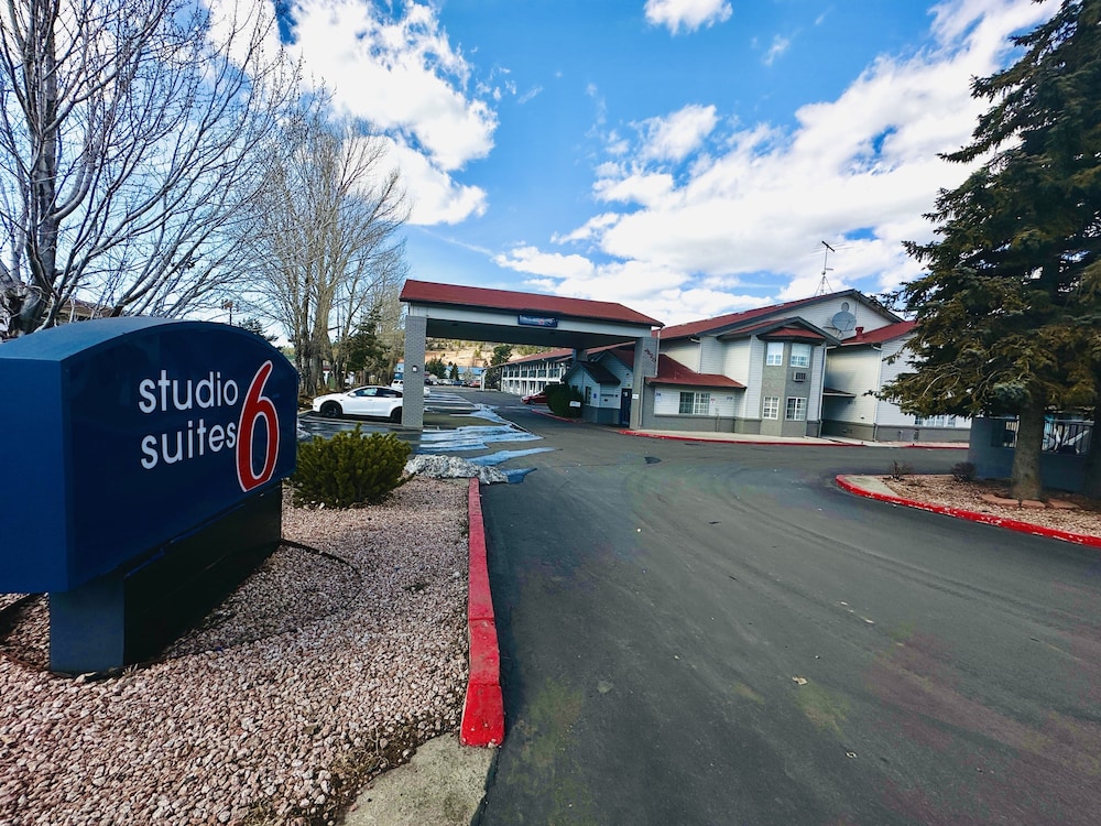 Studio6 Flagstaff, AZ 38/50