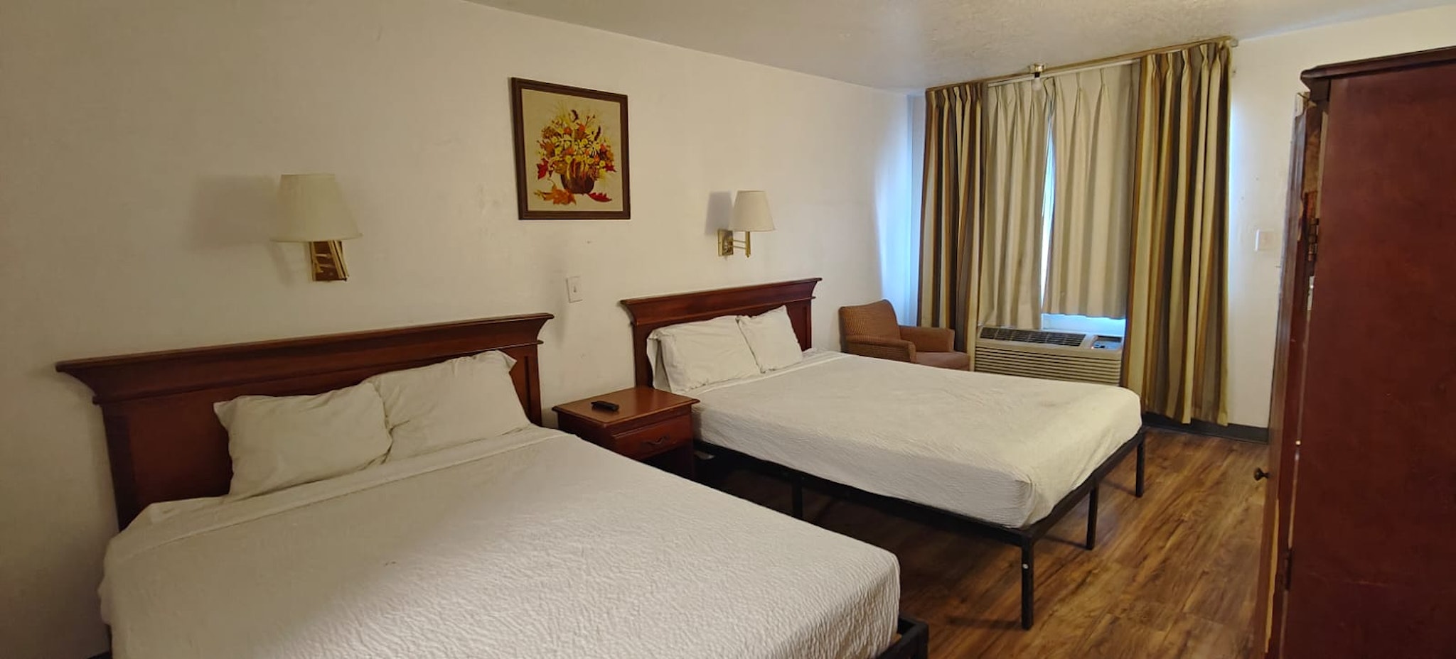 Albuquerque Inn Near Airport I 40 7/34