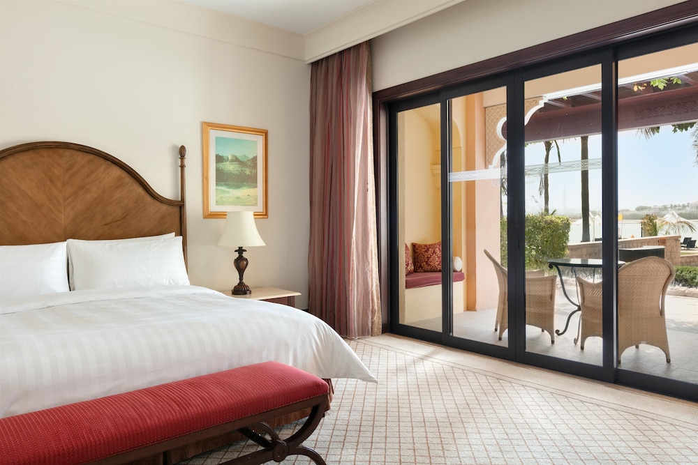 Shangri La Qaryat Al Beri 33/77