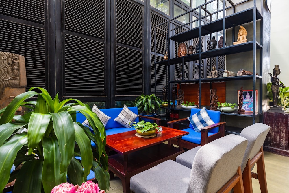 Bayon Modern Residence 40/50