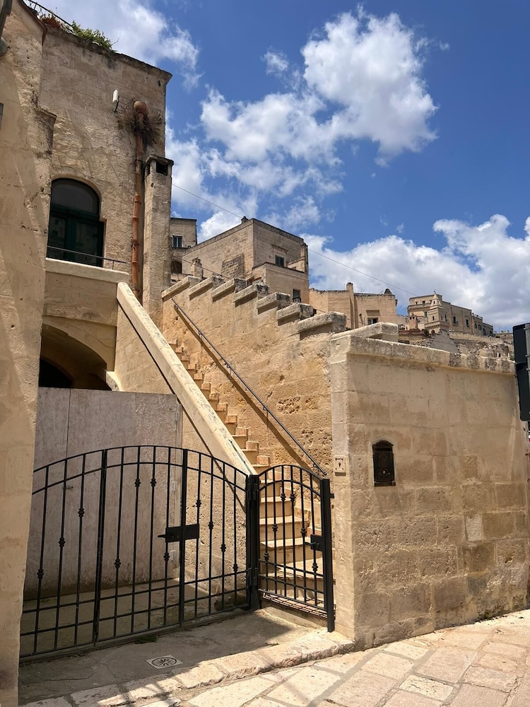 Hotel Residence San Giorgio Matera 62/68