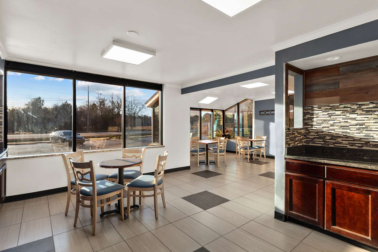 Rodeway Inn Lumberton Central 24/30