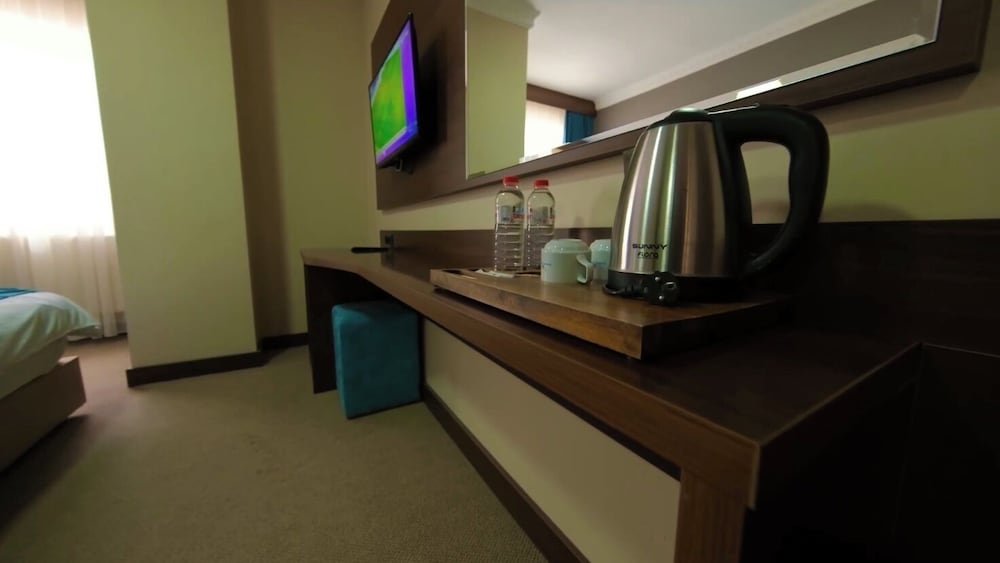 Sapran Deluxe Hotel 50/50