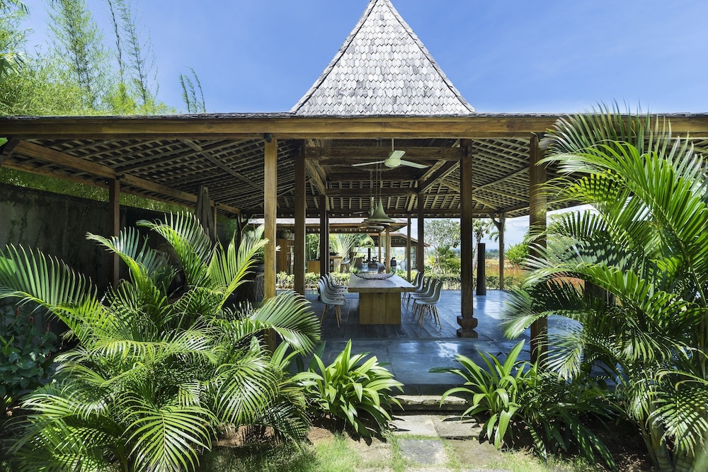 Alami Boutique Villas and Resort 62/72
