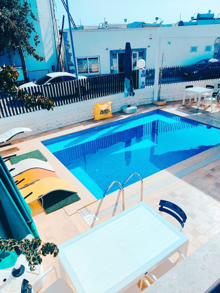 EXEN HOTEL 33/50