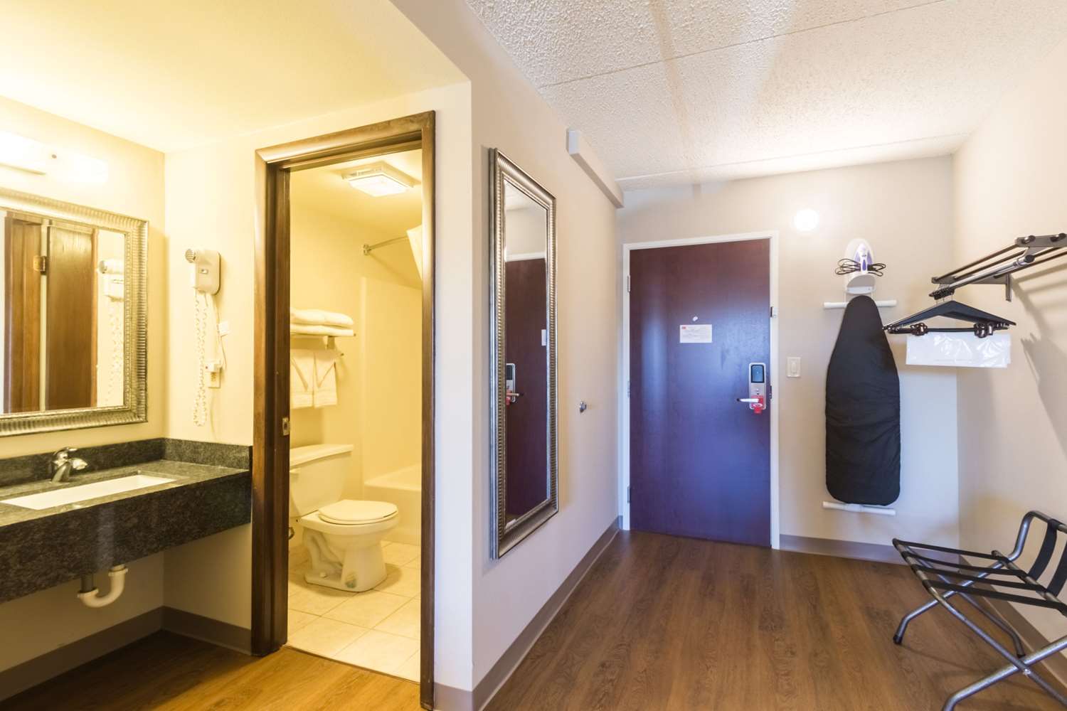 Econo Lodge Harrisburg Southwest Of Hershey Area 54/55