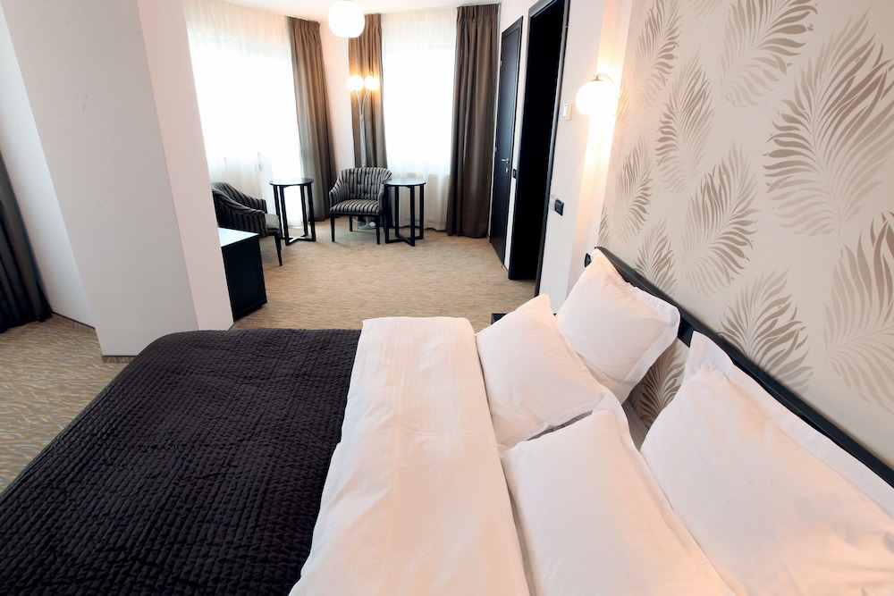 Ambiance Hotel 8/26