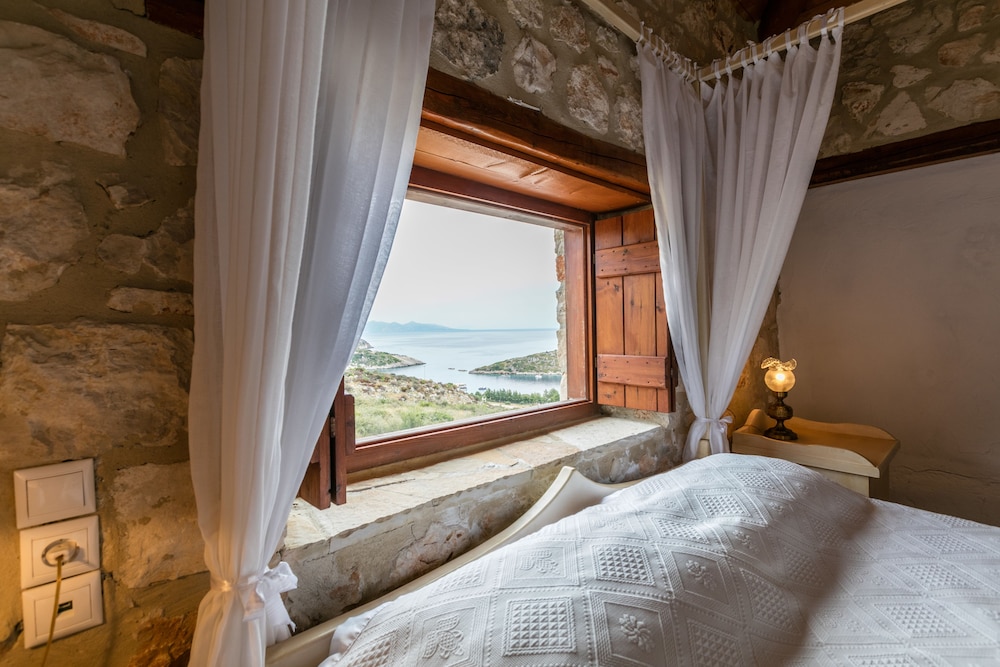 Orfos Villas 9/50