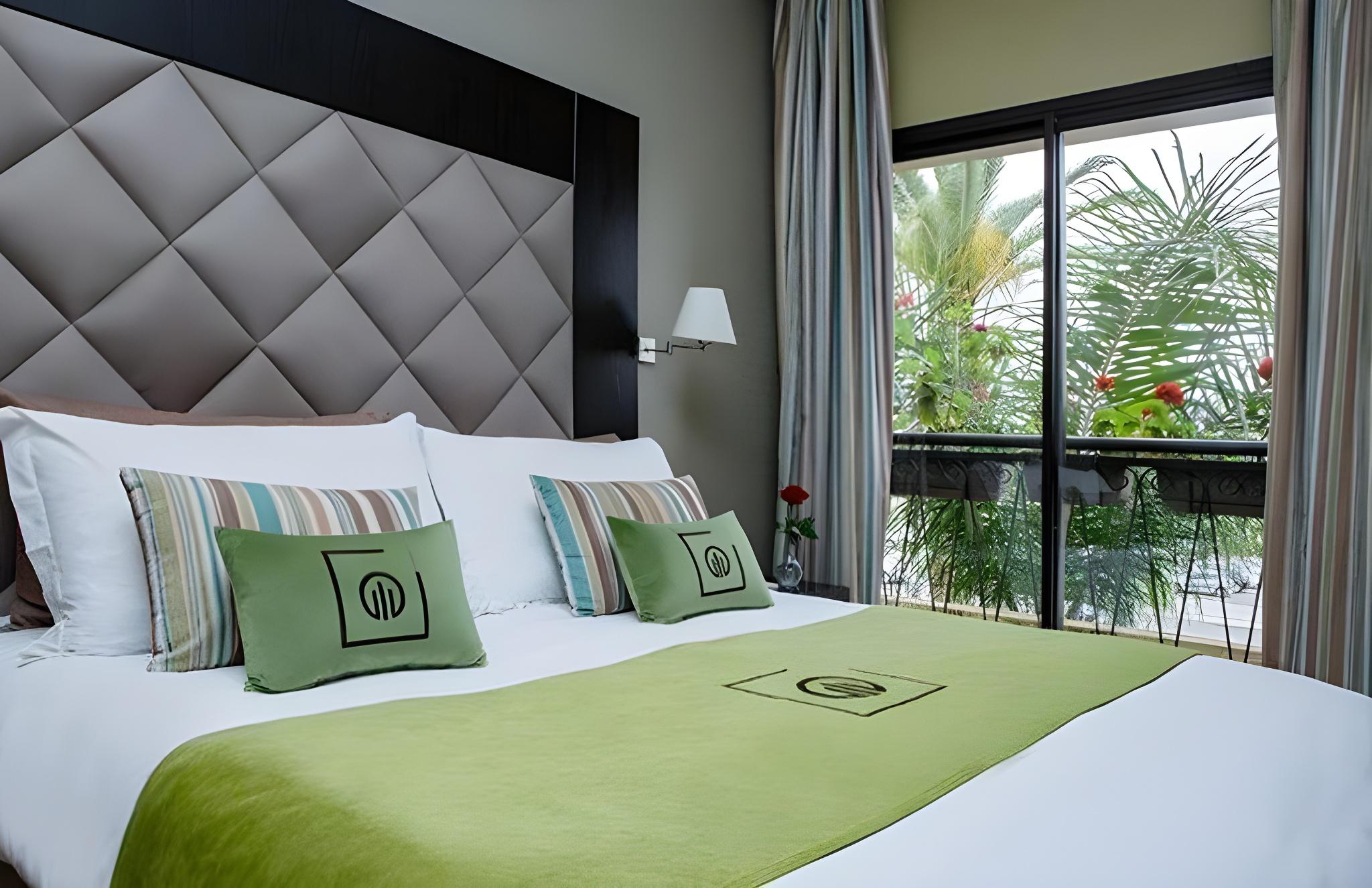 Standard, King Bed