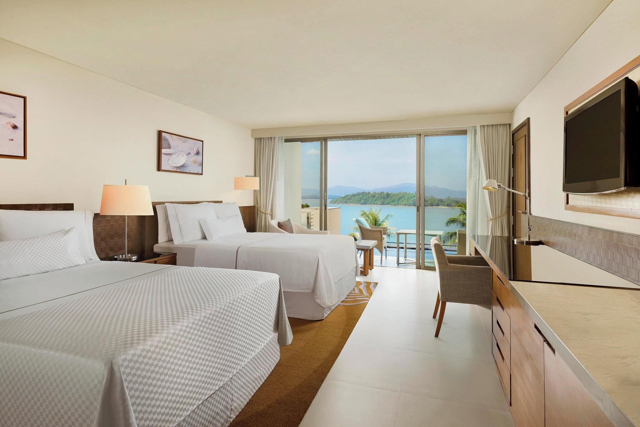 Room, Quadruple, Ocean Front