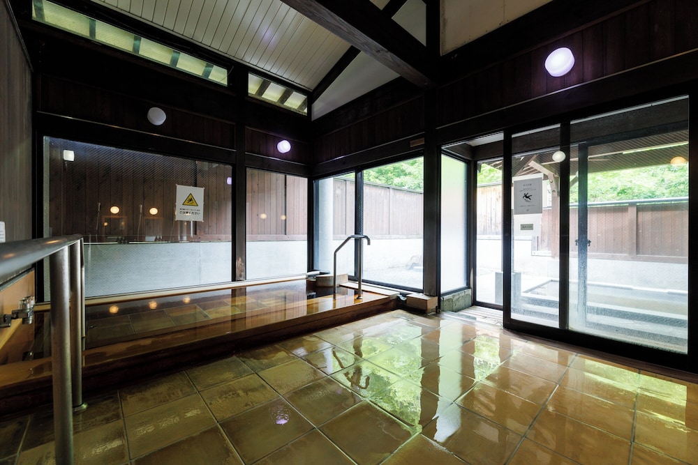 Hotel Kikori 25/50