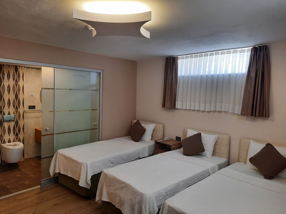 F&G Butik Hotel 10/32