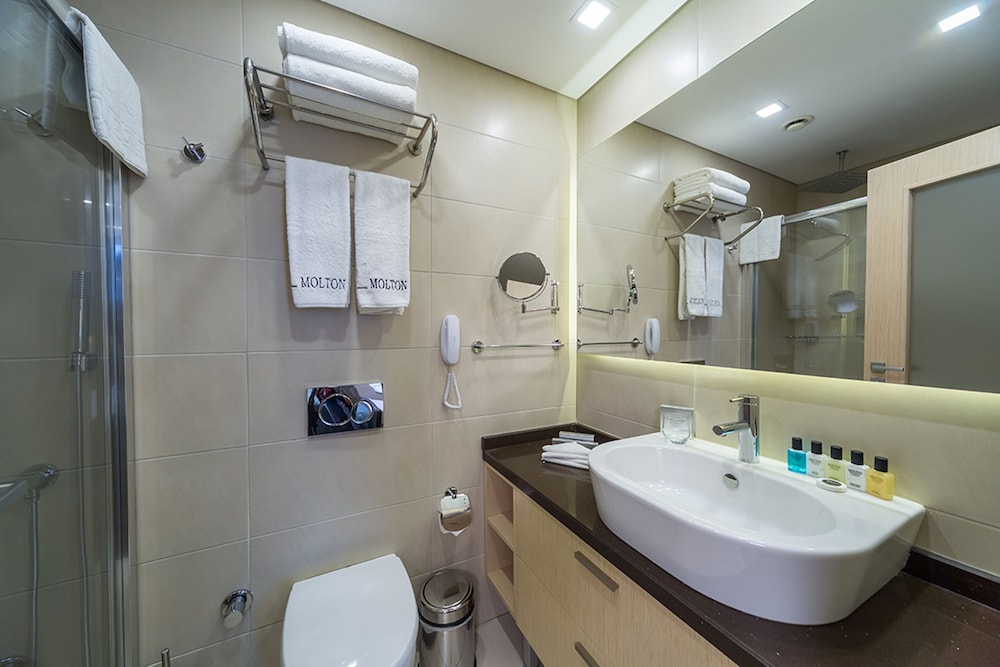 Molton Monapart Mecidiyekoy 57/58