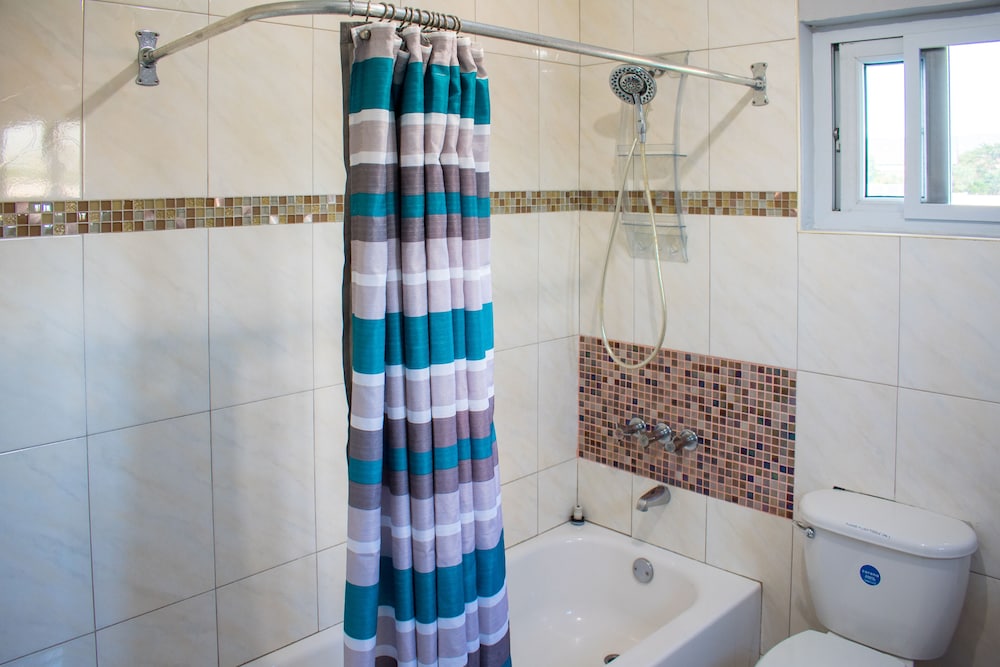 Casa Tamar Guest Apartments 28/30