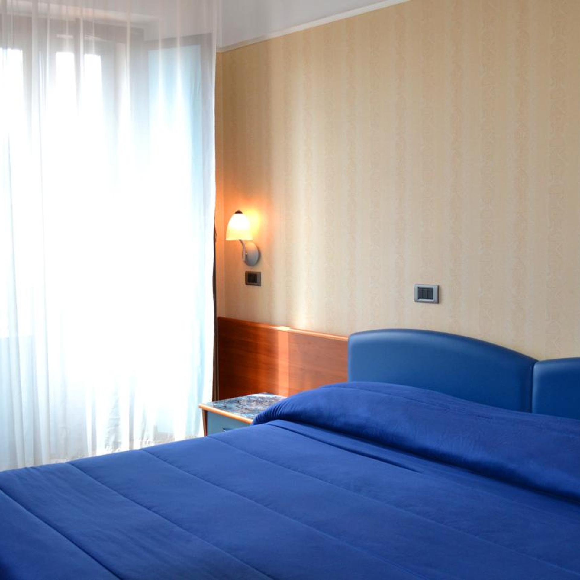 HOTEL VICTORIA 10/36