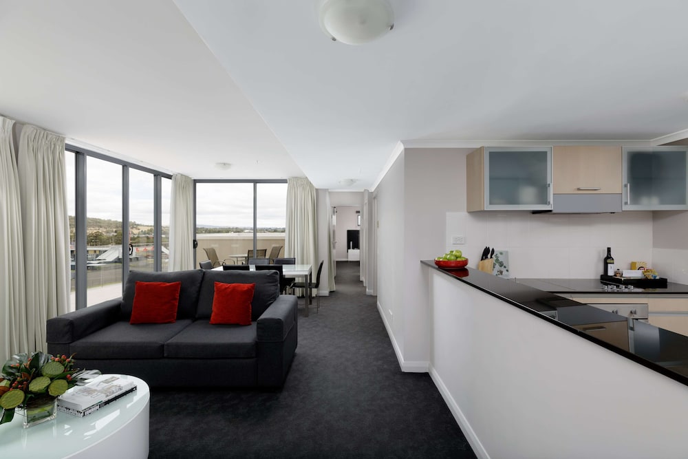 Rydges Mount Panorama Bathurst 45/66