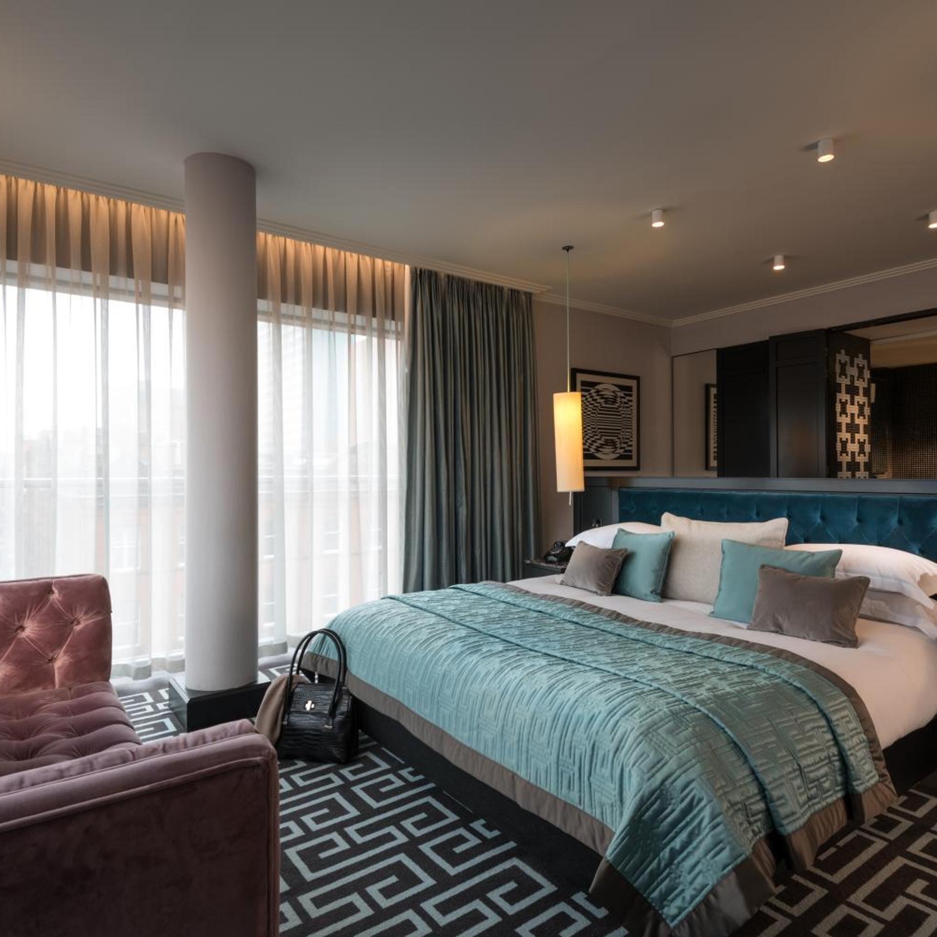 JUNIOR SUITE, DELUXE