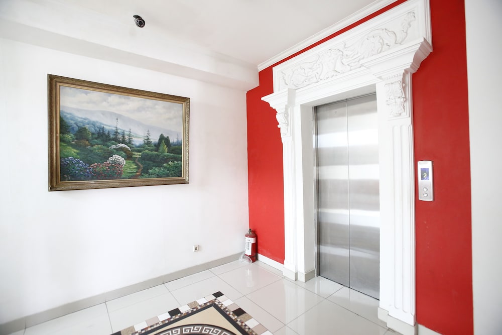 Reddoorz Plus At Guntur Raya Setiabudi 10/22