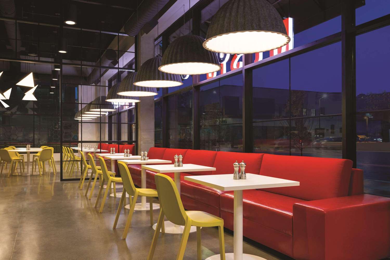 Radisson Red Minneapolis Downtown 19/44