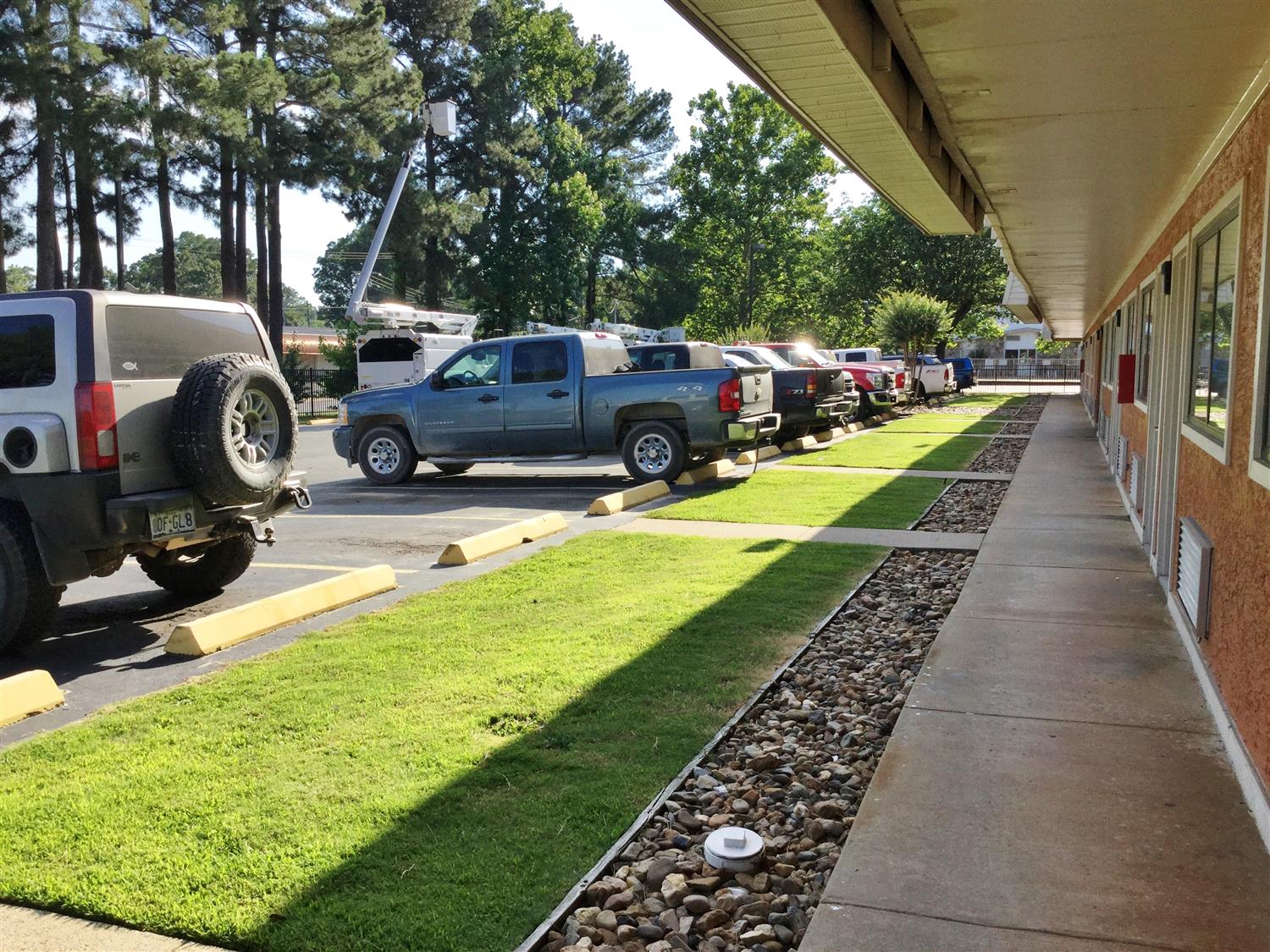 Americas Best Value Inn & Suites Little Rock at Scott Hamilton Dr 14/20