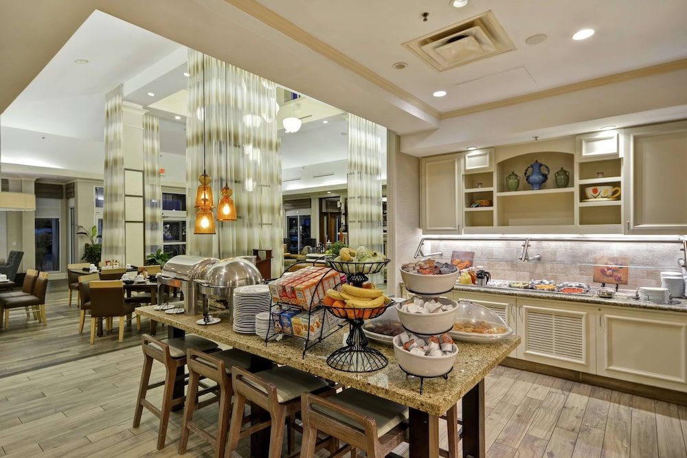 Hilton Garden Inn Riverhead 52/57