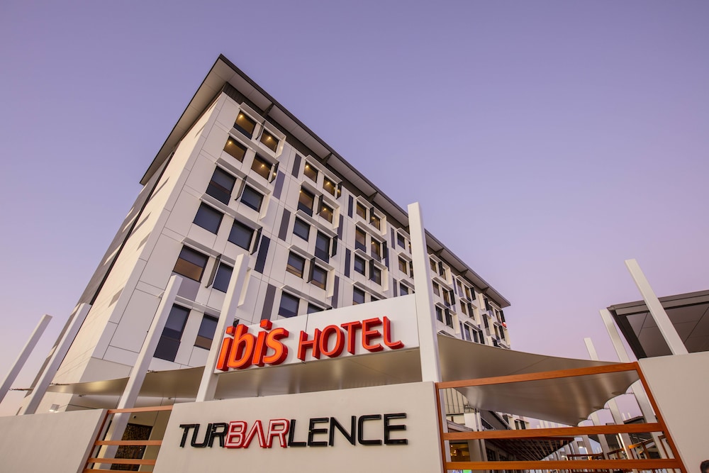 Ibis Mackay 2/67