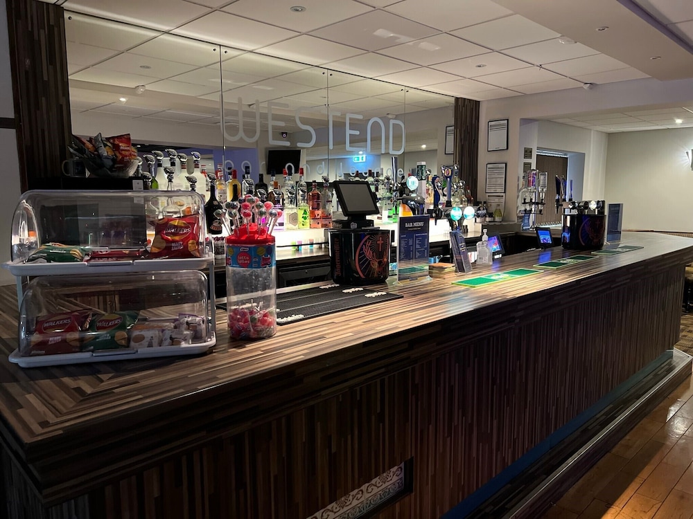 The Georgian Hollies Hotel 40/55