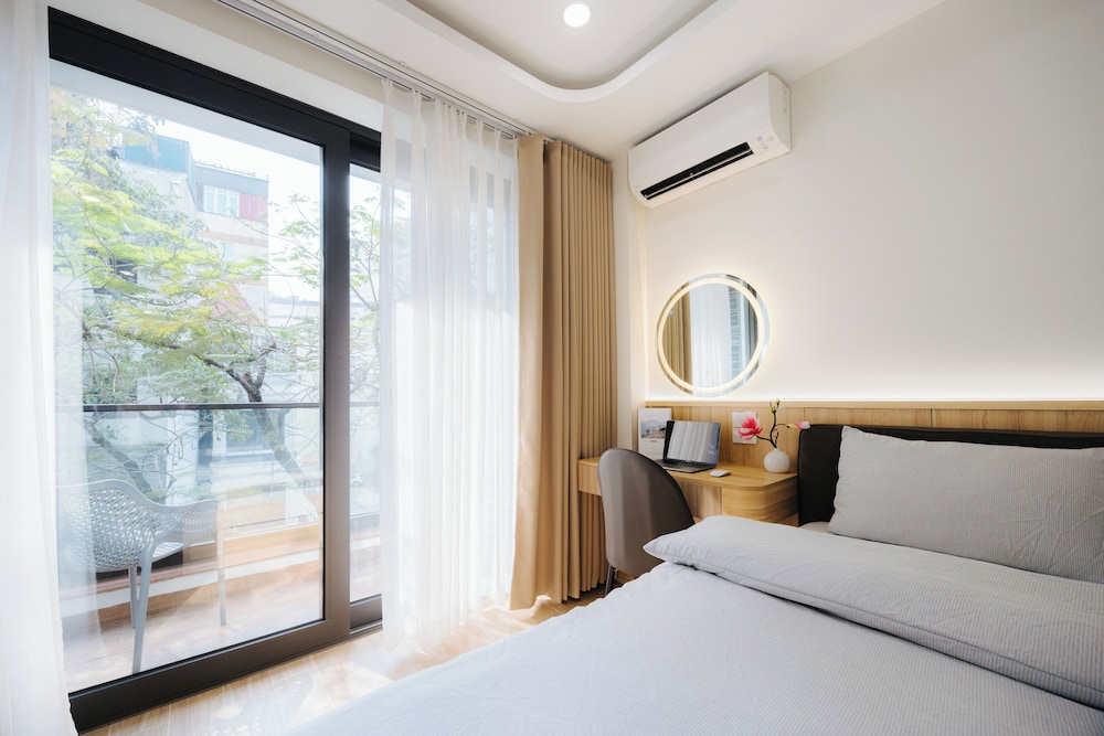 Wisteria Luxury Apartment 10/50