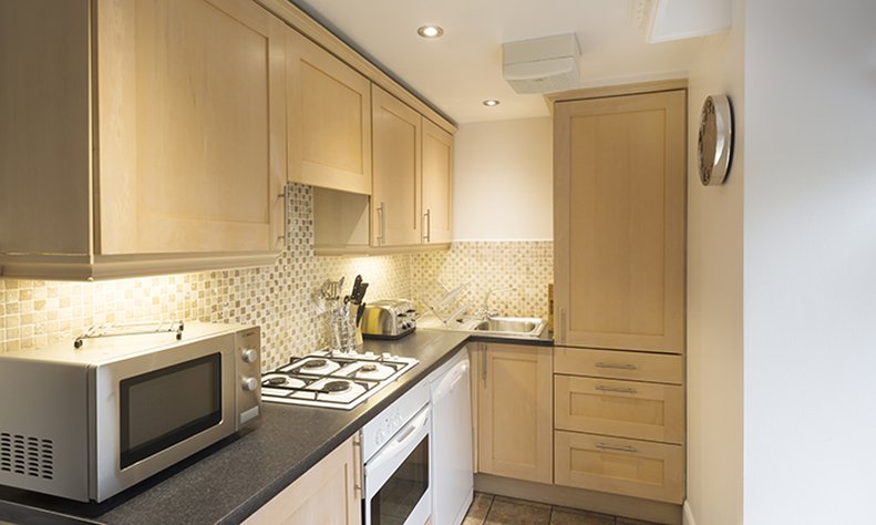 Sonder Royal Garden Apartments 2/8