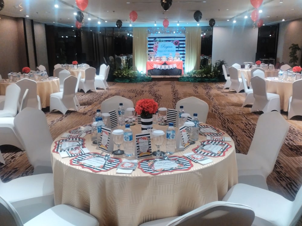 I HOTEL BALOI BATAM 53/54