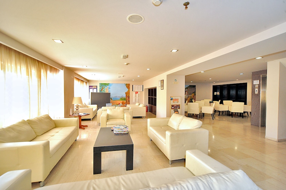 Saint Constantine Hotel 26/49