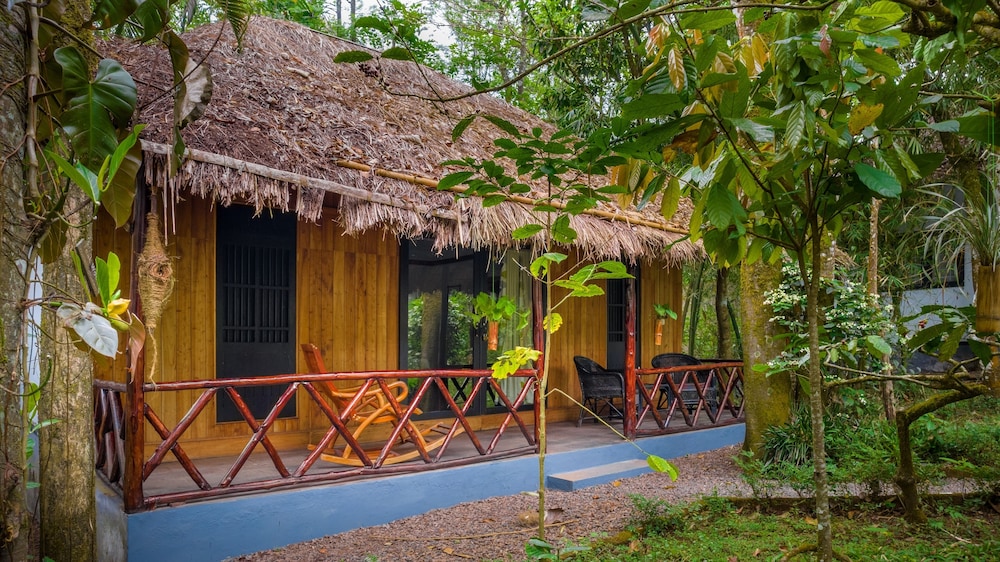 Amritara Shalimar Spice Garden Resort & Spa 10/78