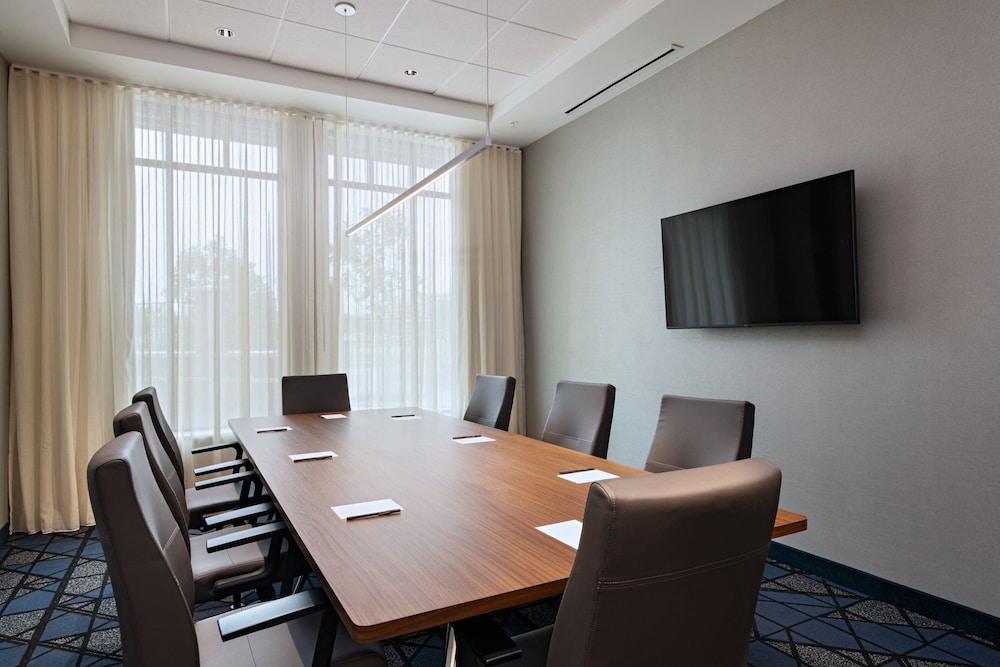Courtyard By Marriott Dallas Frisco 21/27