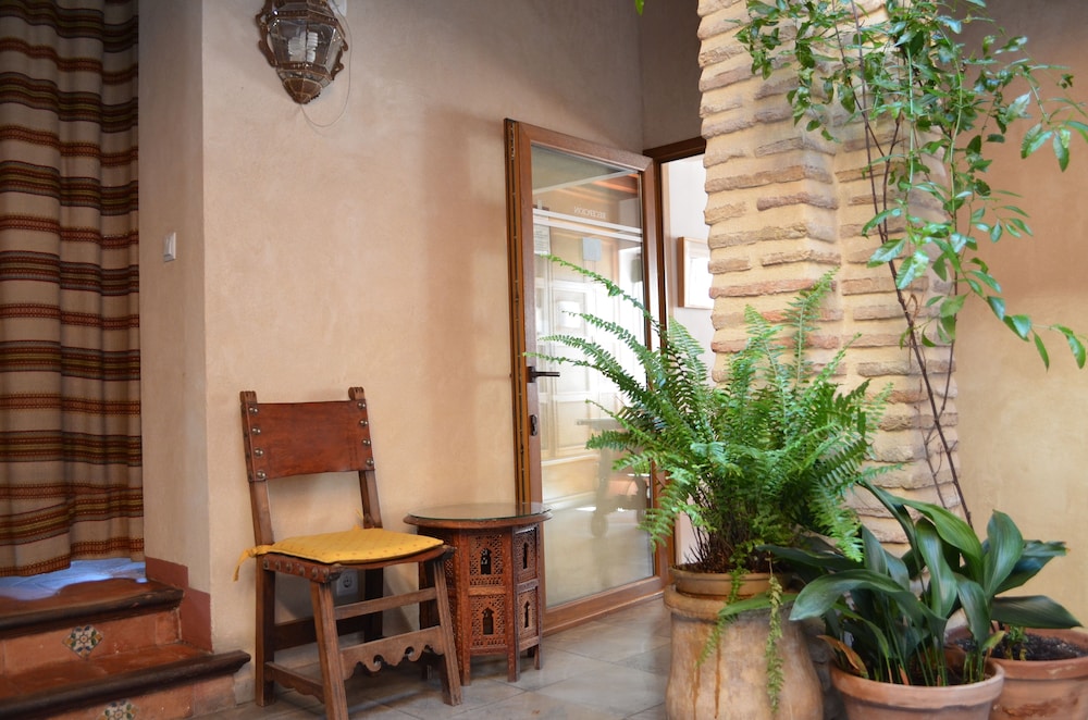 Hotel Santa Isabel La Real 7/66