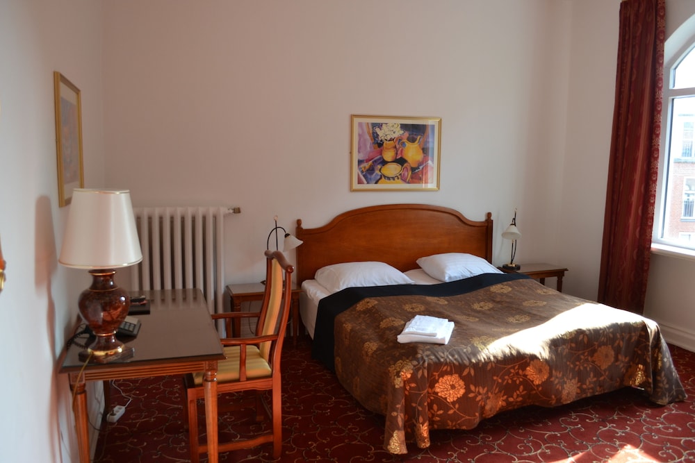 Milling Hotel Windsor 8/42