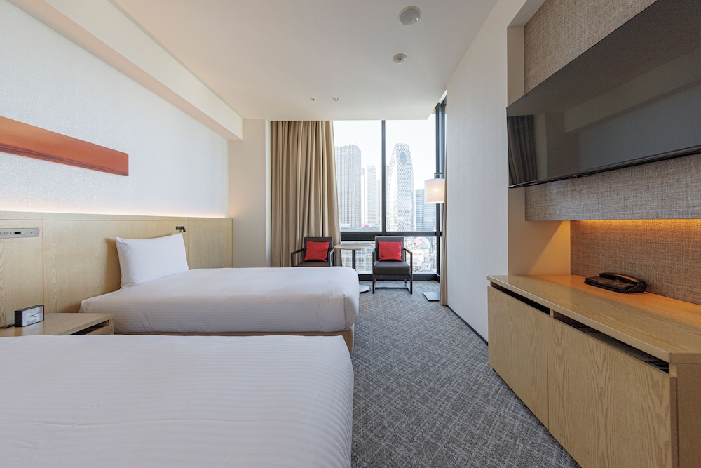 DELUXE, TWIN BEDS