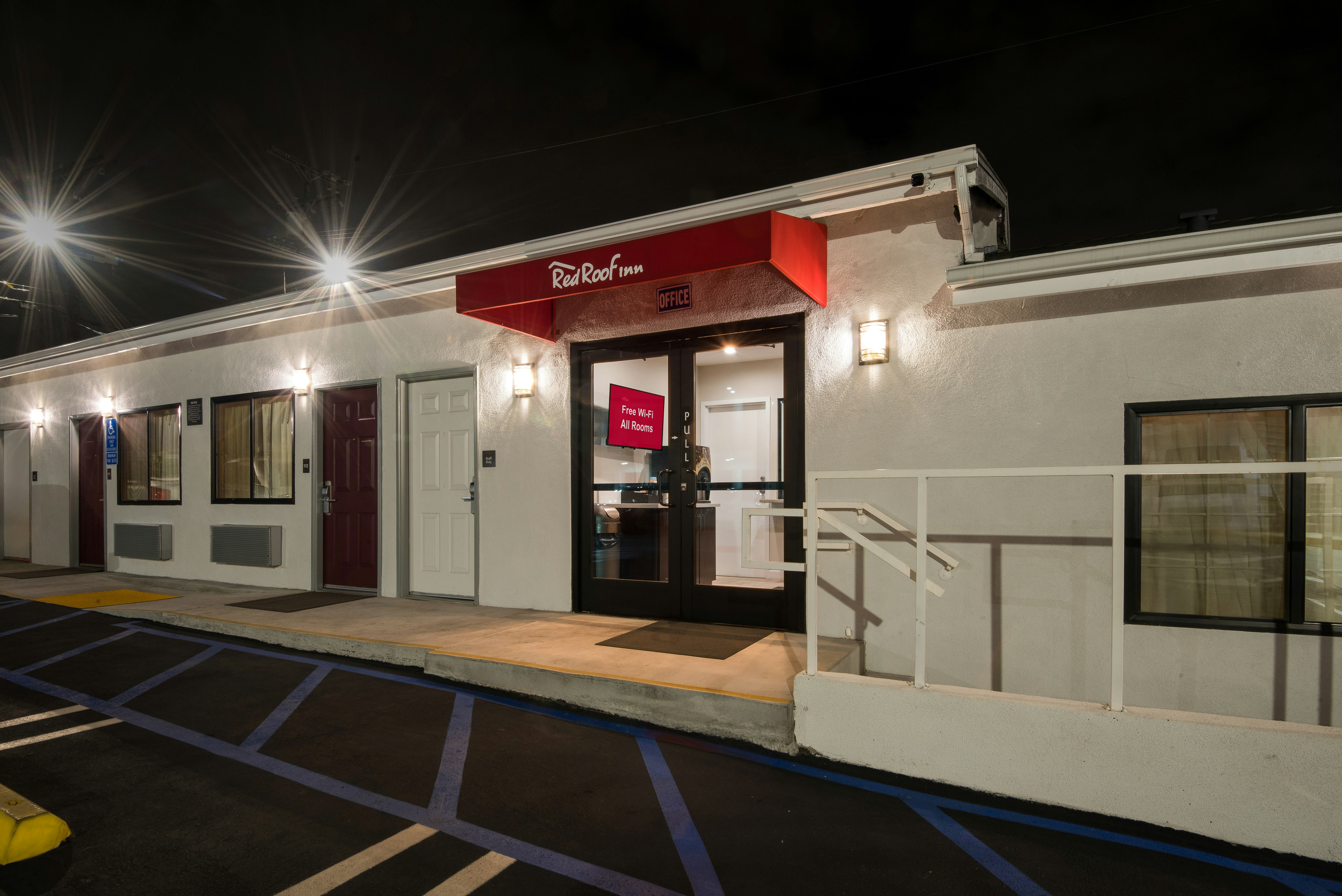 Red Roof Inn Los Angeles - Wilmington, CA 26/26