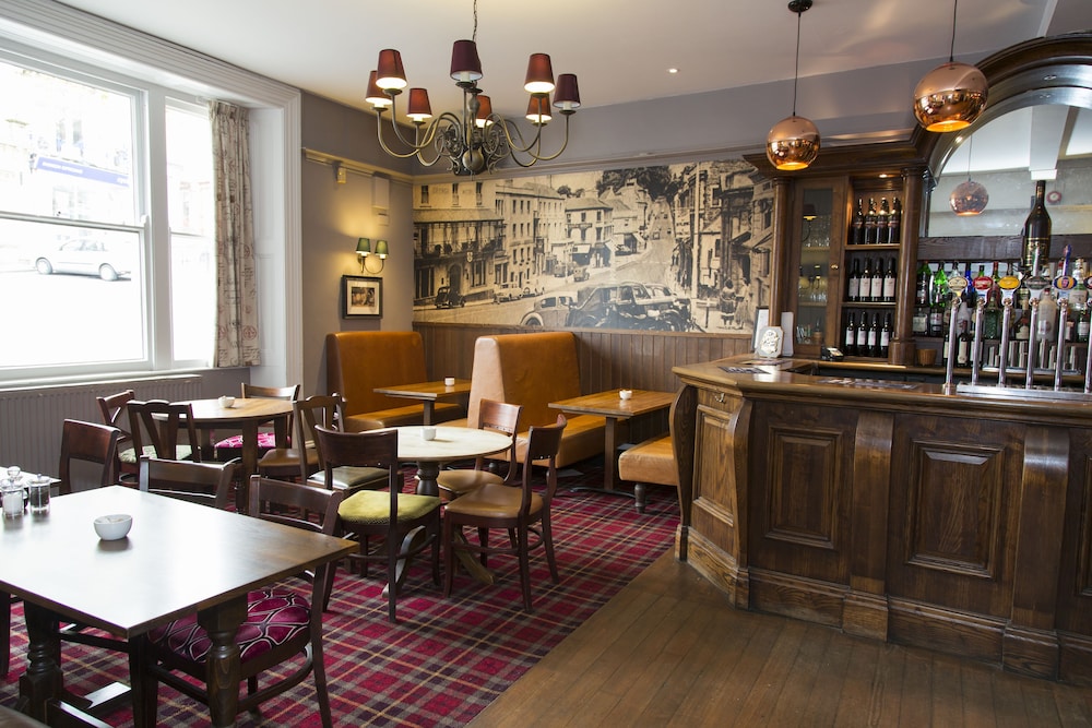 George Hotel 42/47