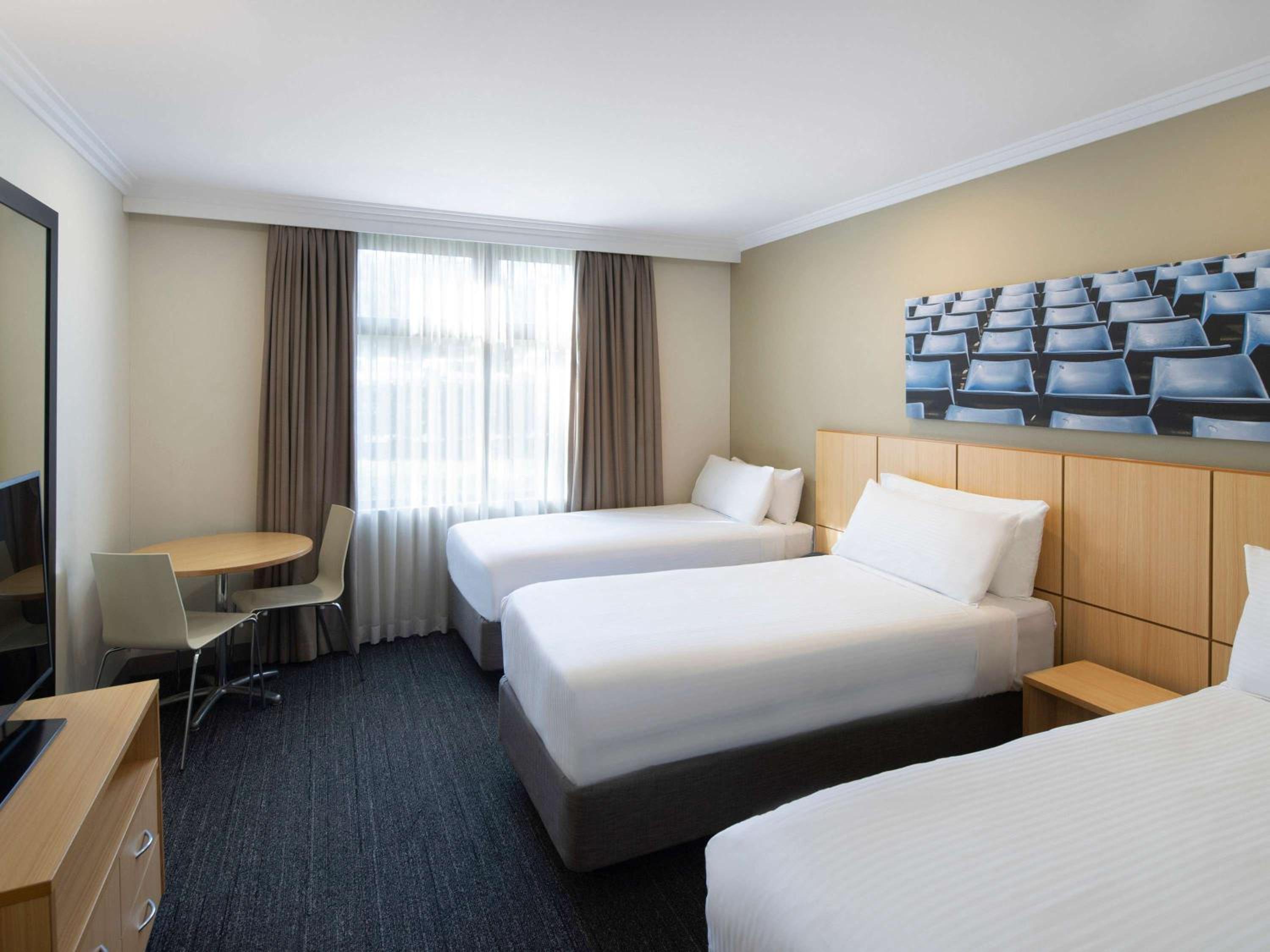 غرفة قياسية ثلاثية بسرير فردي، Mercure Sydney Bankstown 3/10