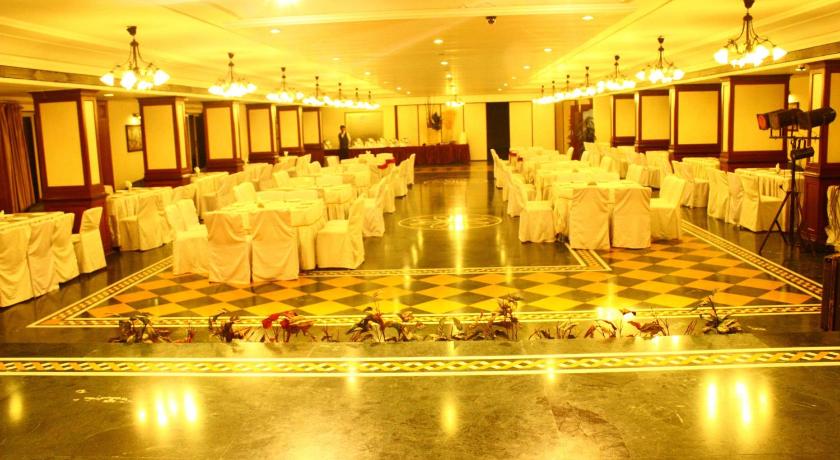 HOTEL JAWAHAR 32/54