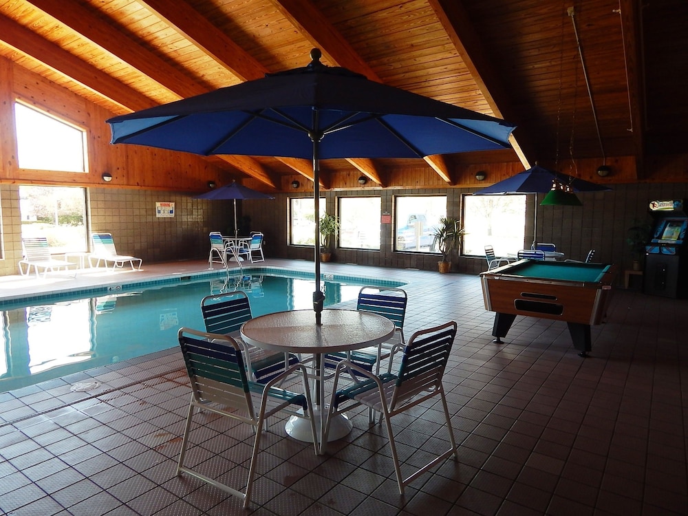 Americinn By Wyndham Sturgeon Bay 15/16