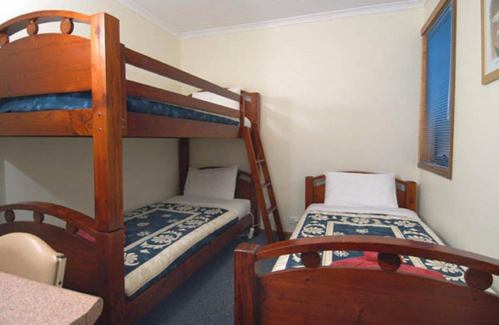 Summers Rest Units 20/32