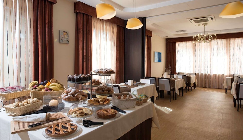 Hotel Guglielmo 34/43