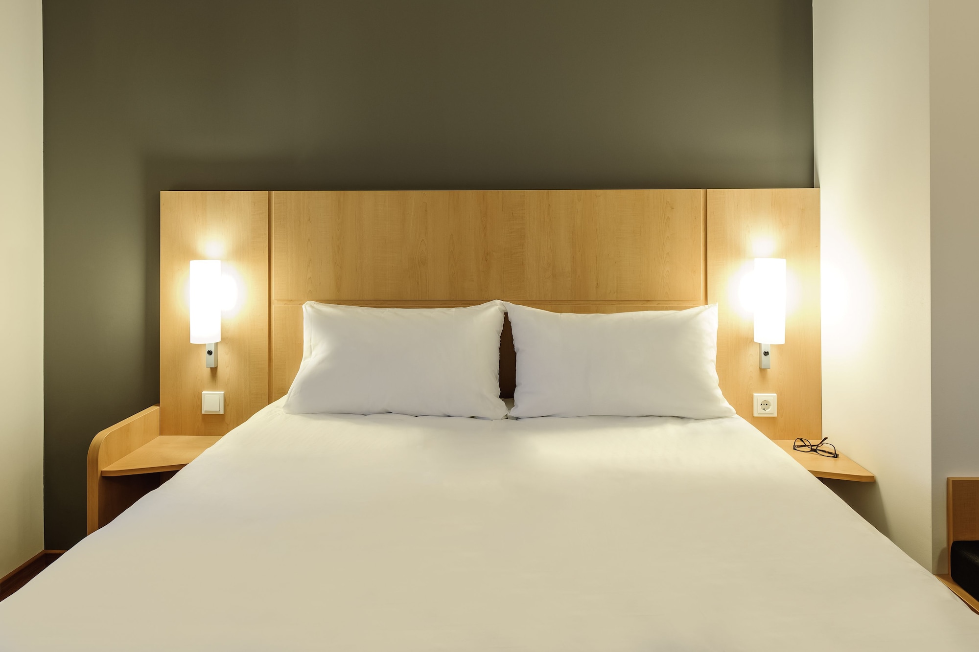 غرفة قياسية بسرير كوين، ibis Berlin Kurfurstendamm 8/10