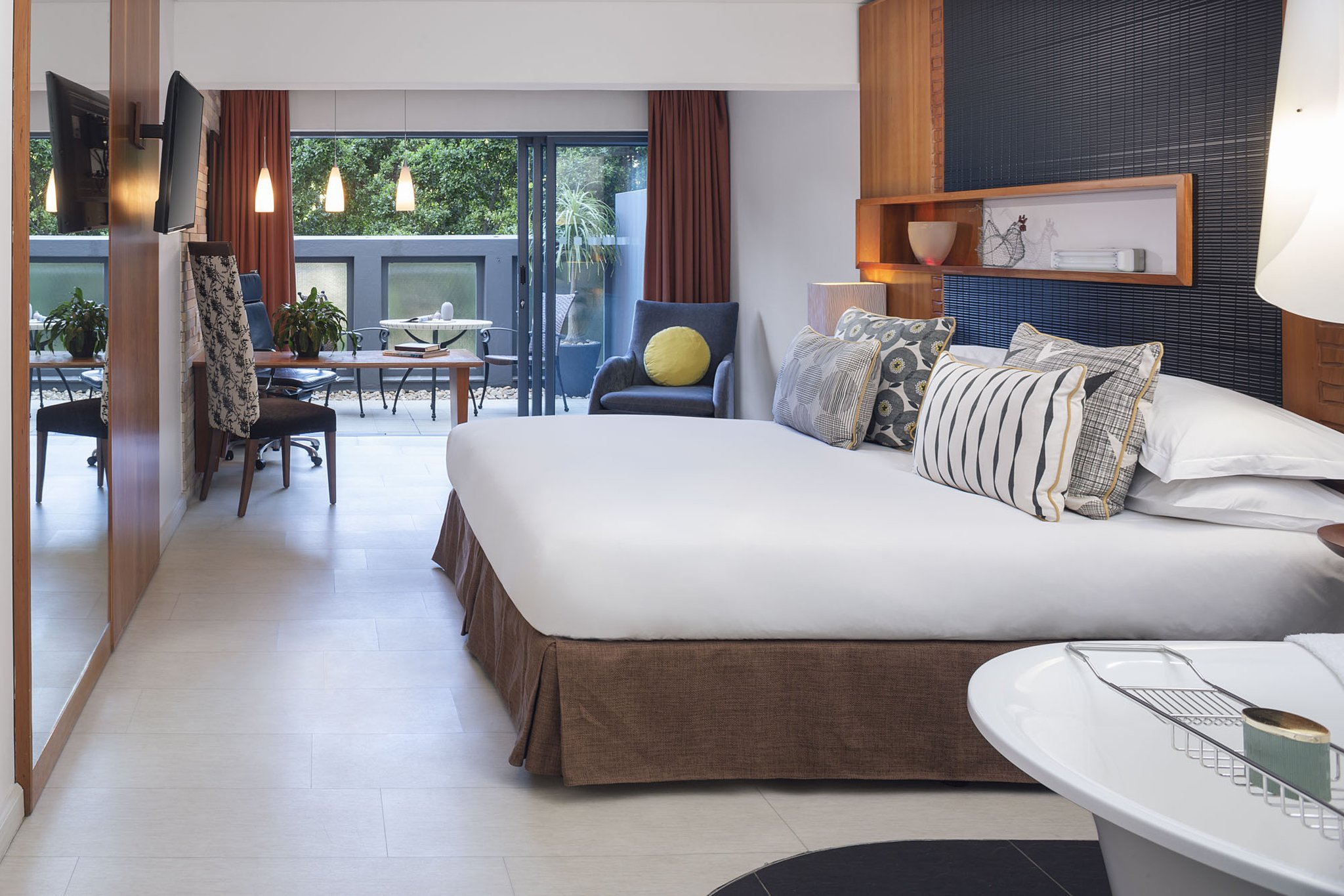 Townhouse Hotel and Conference Center 16/55