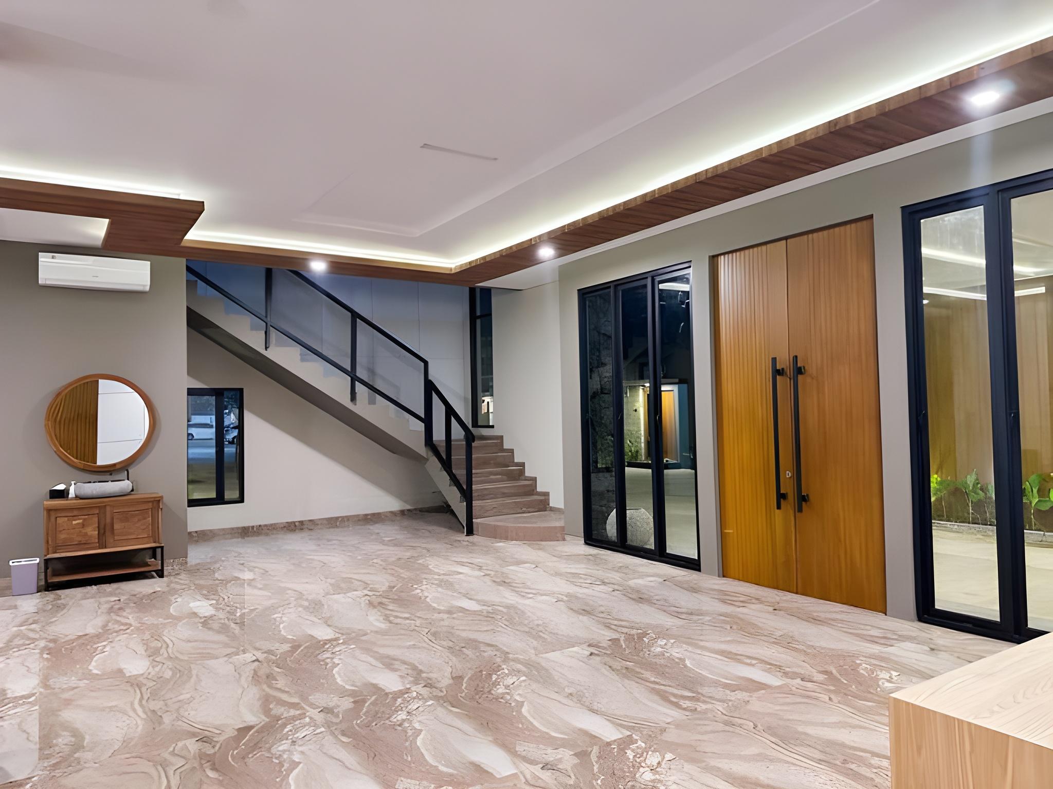 Sapphire Boutique Hotel Kudus 12/21